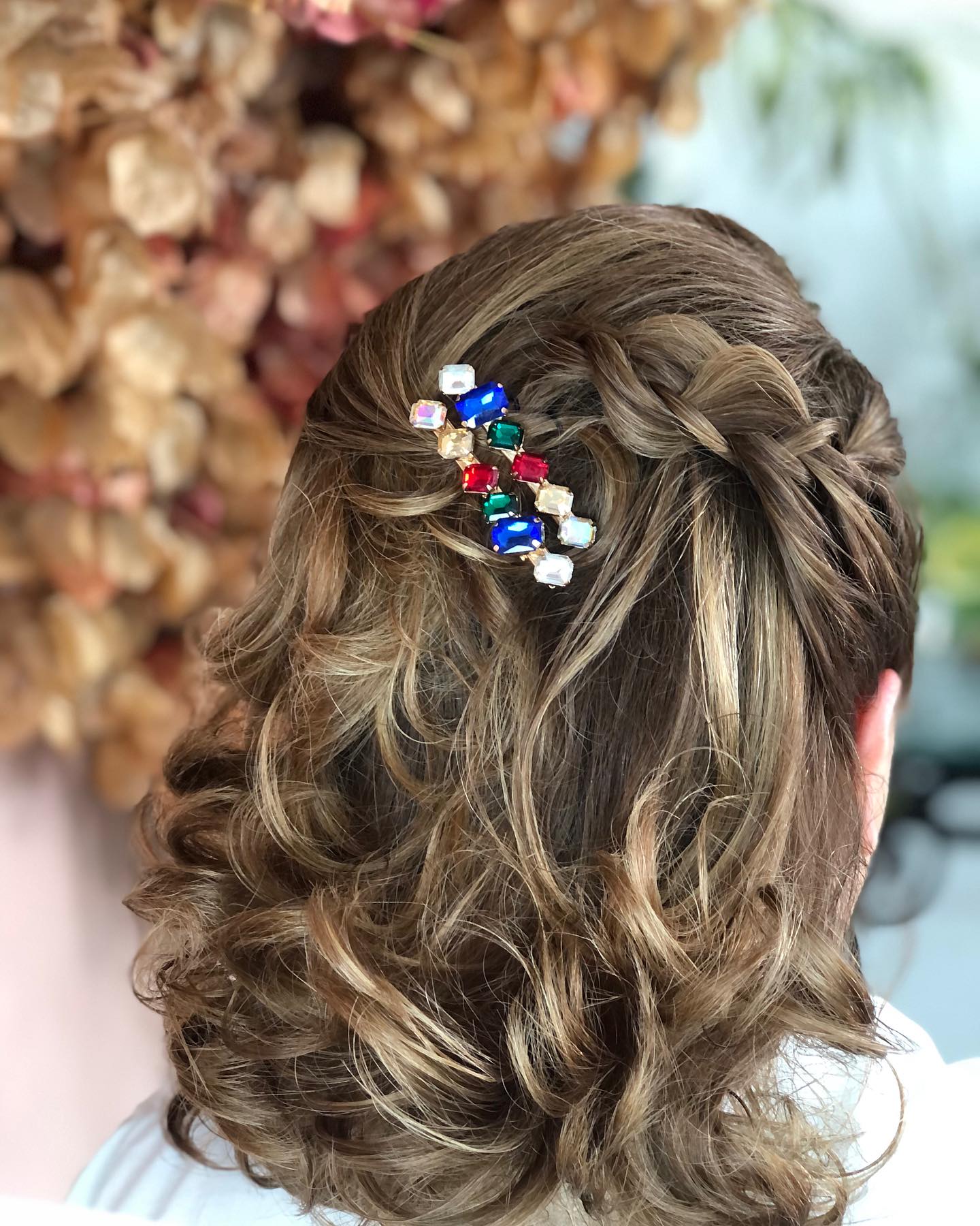 Penteados e Maquiagem