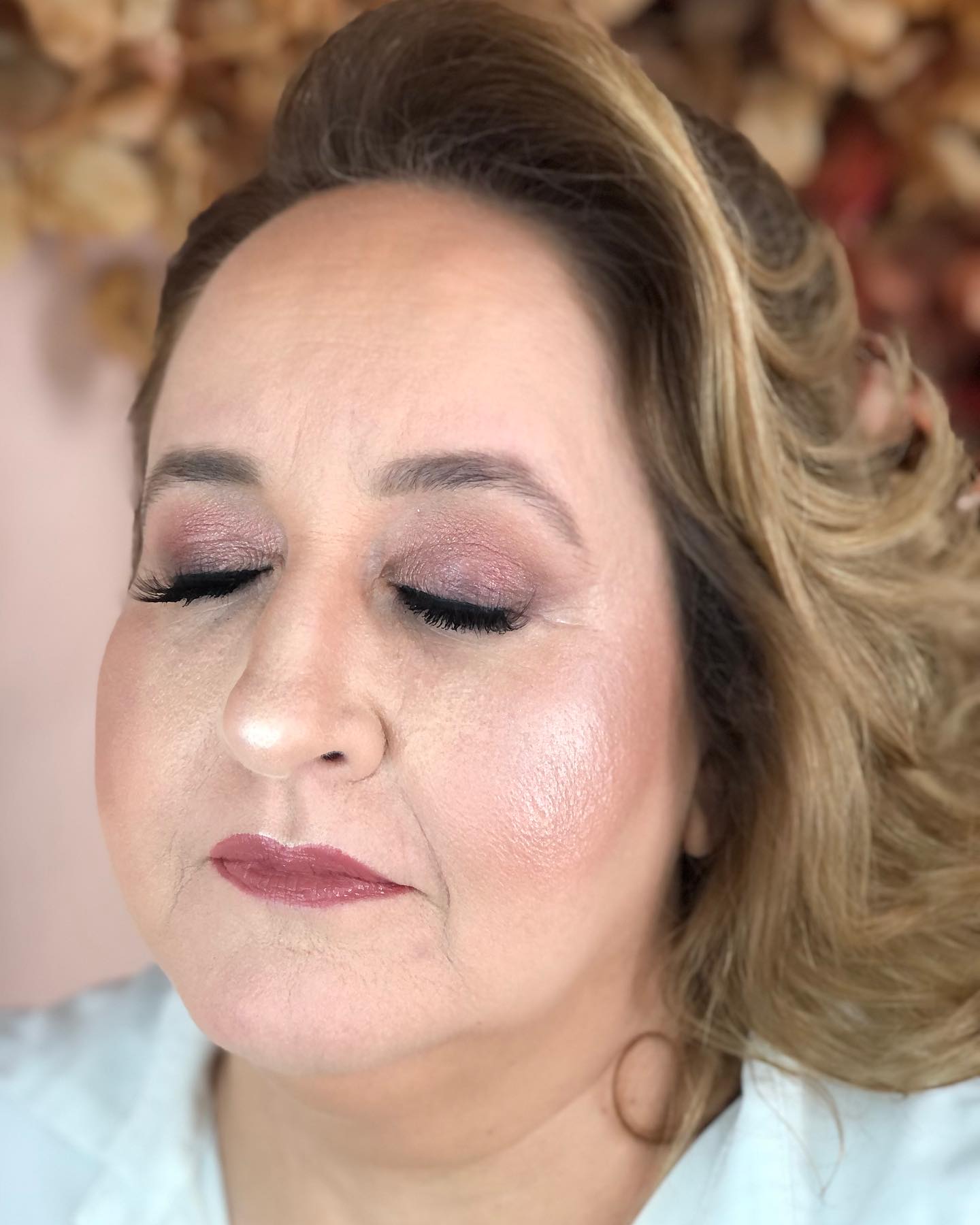 Penteados e Maquiagem